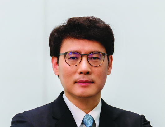 Dr Xiaobo Chu